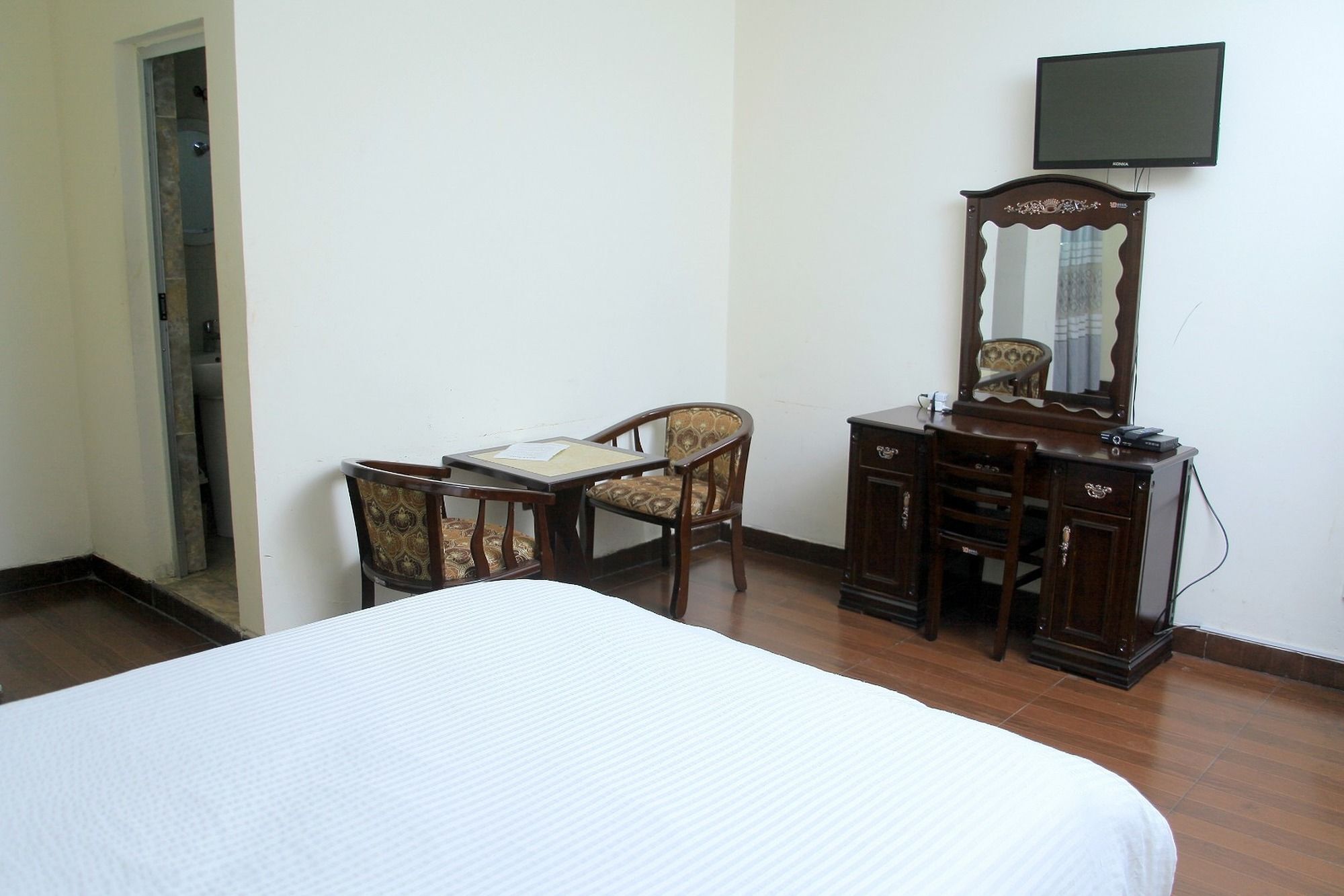 Bnow Hotel Adis Abeba Exterior foto